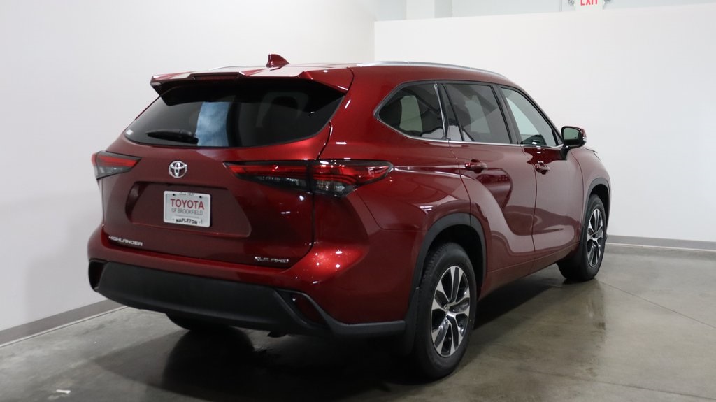 2021 Toyota Highlander XLE 7