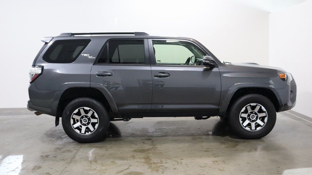 2022 Toyota 4Runner TRD Off-Road Premium 8