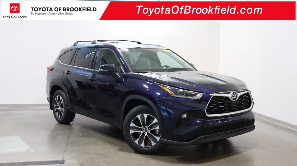 2021 Toyota Highlander XLE 1