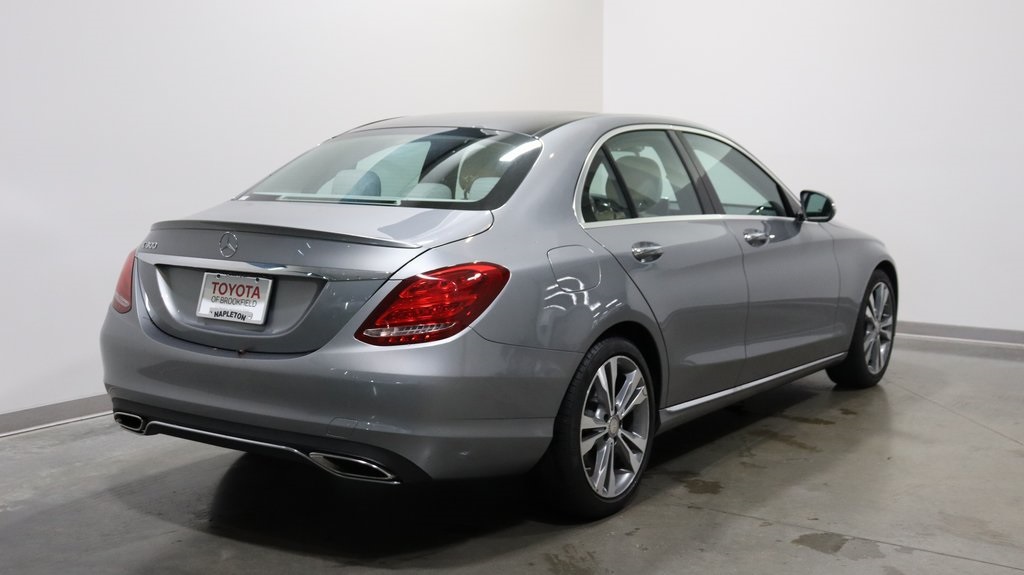 2015 Mercedes-Benz C-Class C 300 7