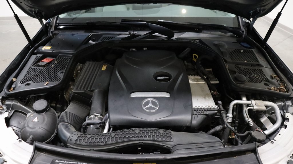 2015 Mercedes-Benz C-Class C 300 10