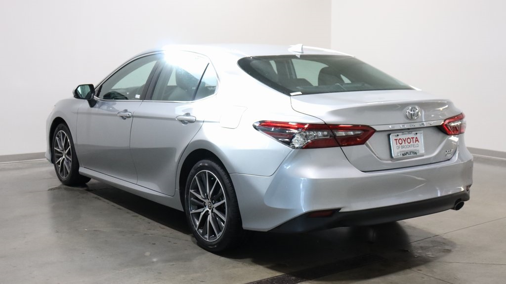 2021 Toyota Camry XLE 5