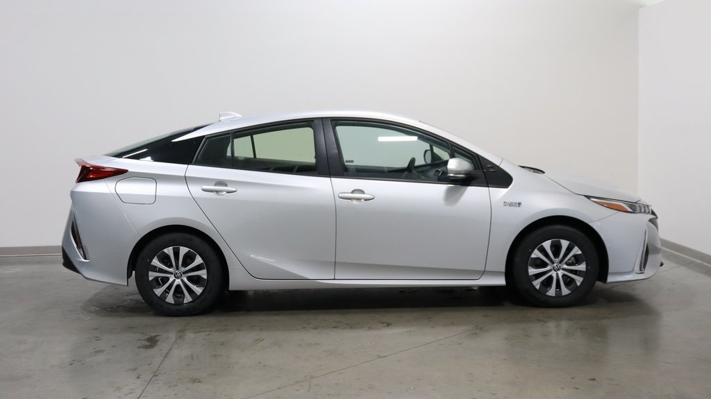 2021 Toyota Prius Prime LE 8