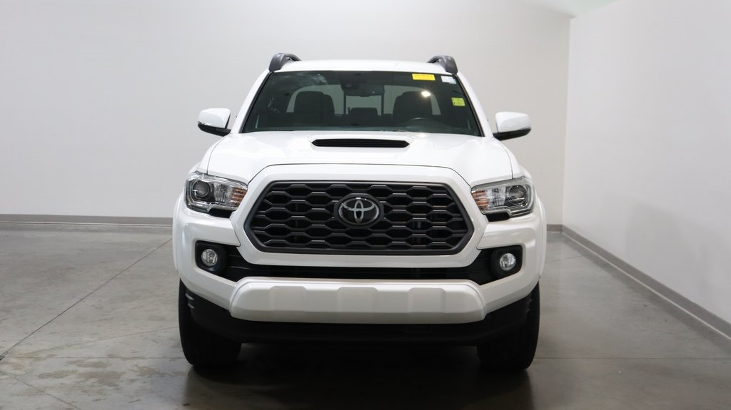 2021 Toyota Tacoma TRD Sport 2