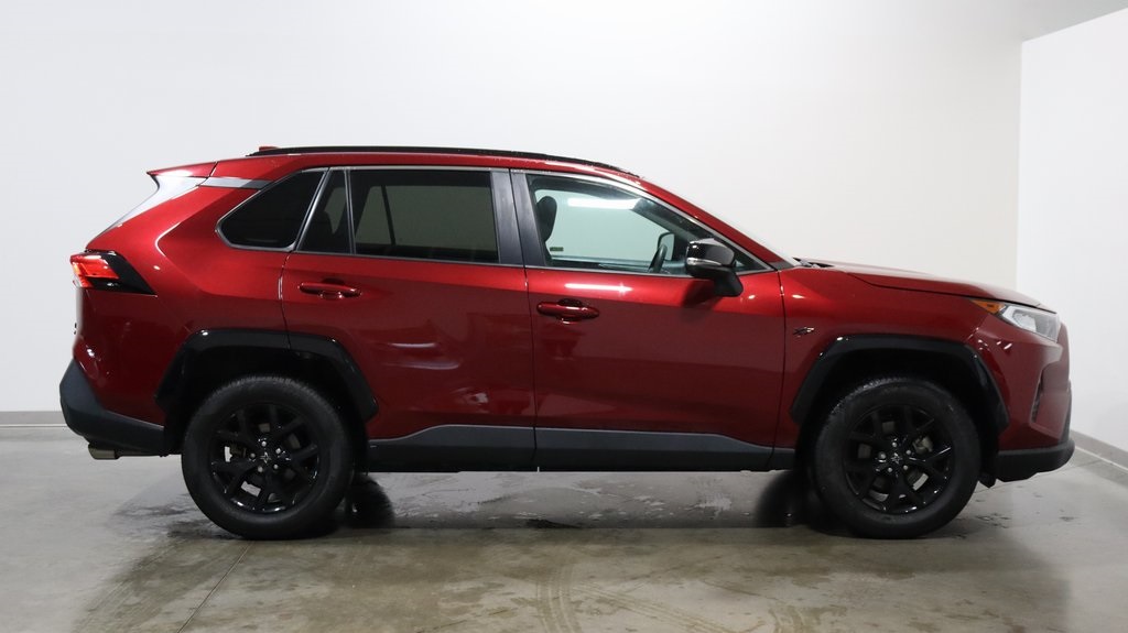 2021 Toyota RAV4 XLE 8