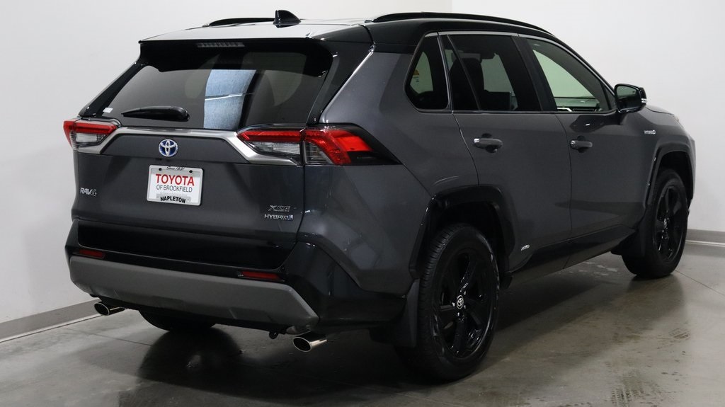 2020 Toyota RAV4 Hybrid XSE 7