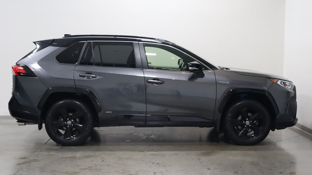 2020 Toyota RAV4 Hybrid XSE 8