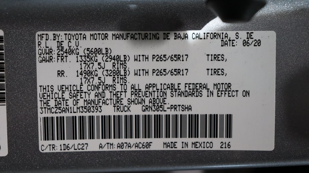 2020 Toyota Tacoma TRD Sport 29