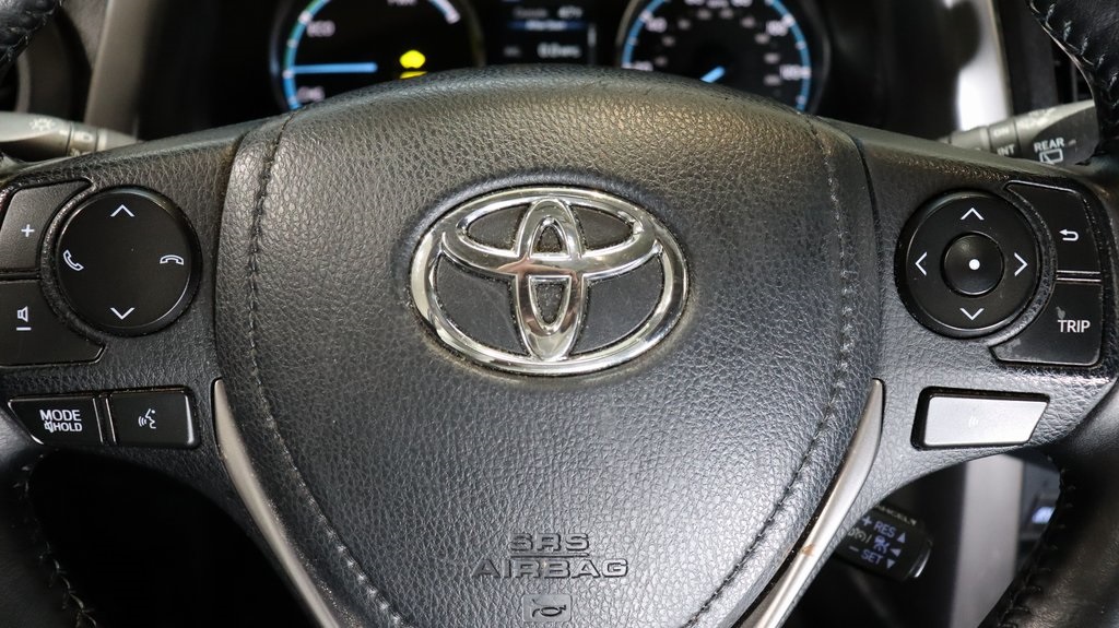 2016 Toyota RAV4 Hybrid Limited 12