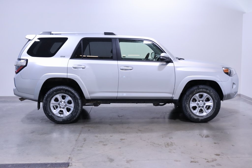 2021 Toyota 4Runner SR5 Premium 8