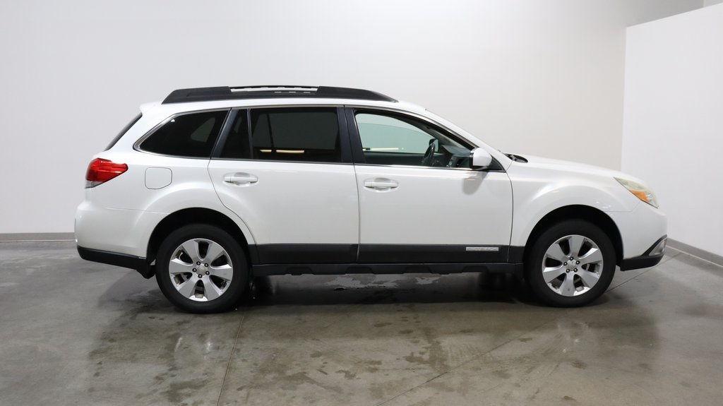 2011 Subaru Outback 2.5i 8