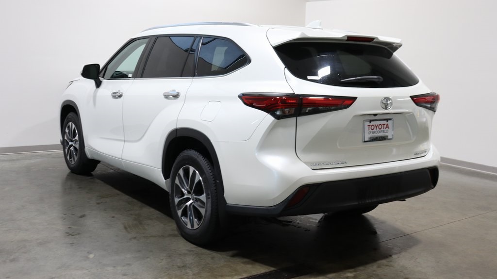 2021 Toyota Highlander XLE 5