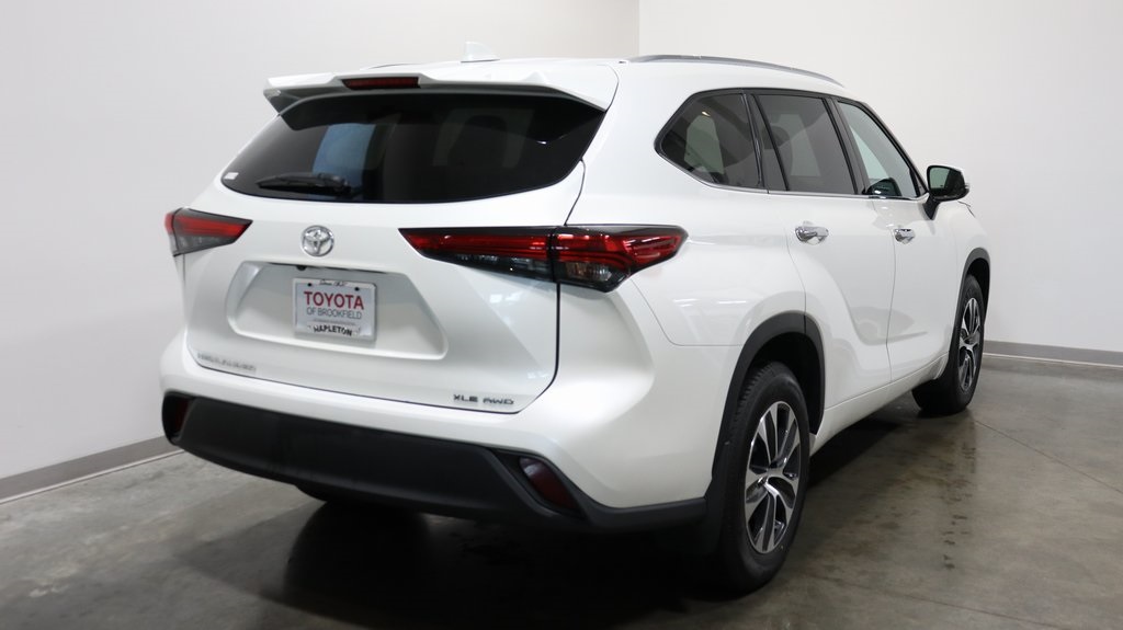 2021 Toyota Highlander XLE 7