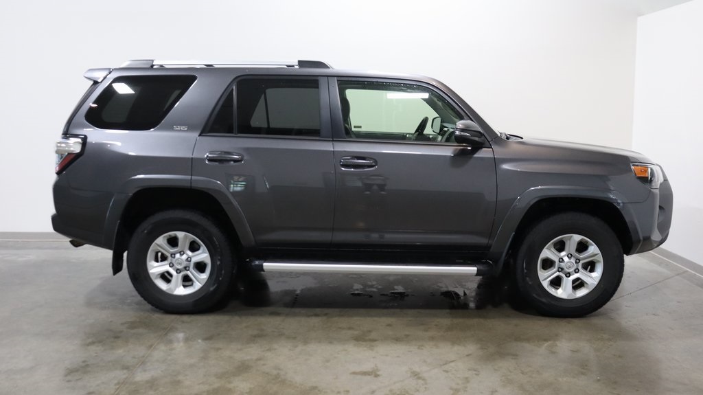 2020 Toyota 4Runner SR5 Premium 8