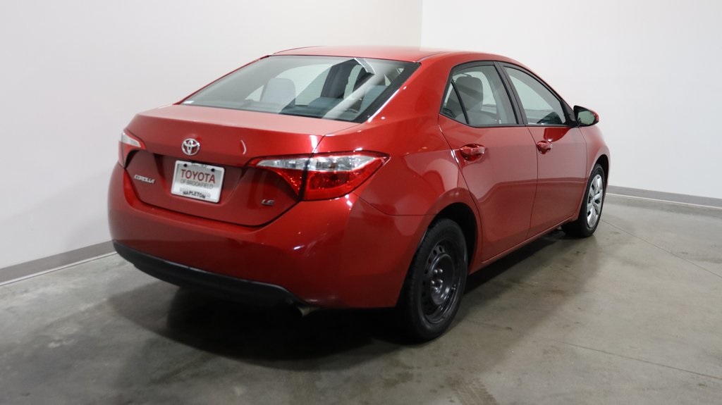 2016 Toyota Corolla LE 7