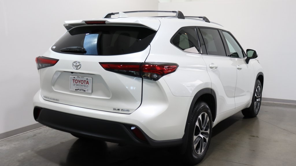 2021 Toyota Highlander XLE 7