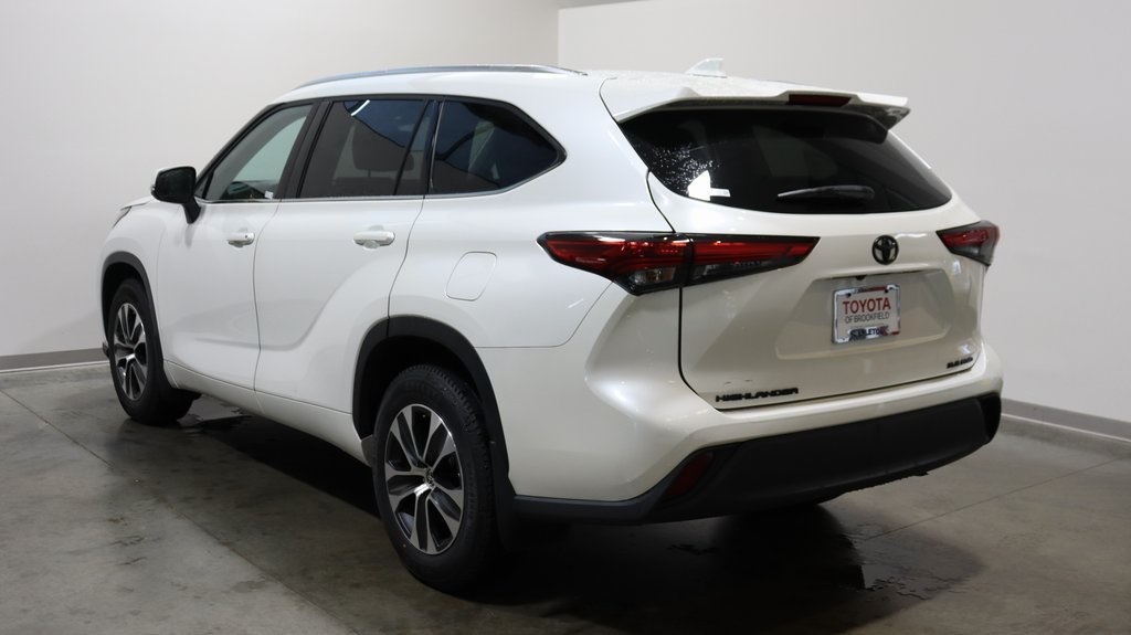 2021 Toyota Highlander XLE 5