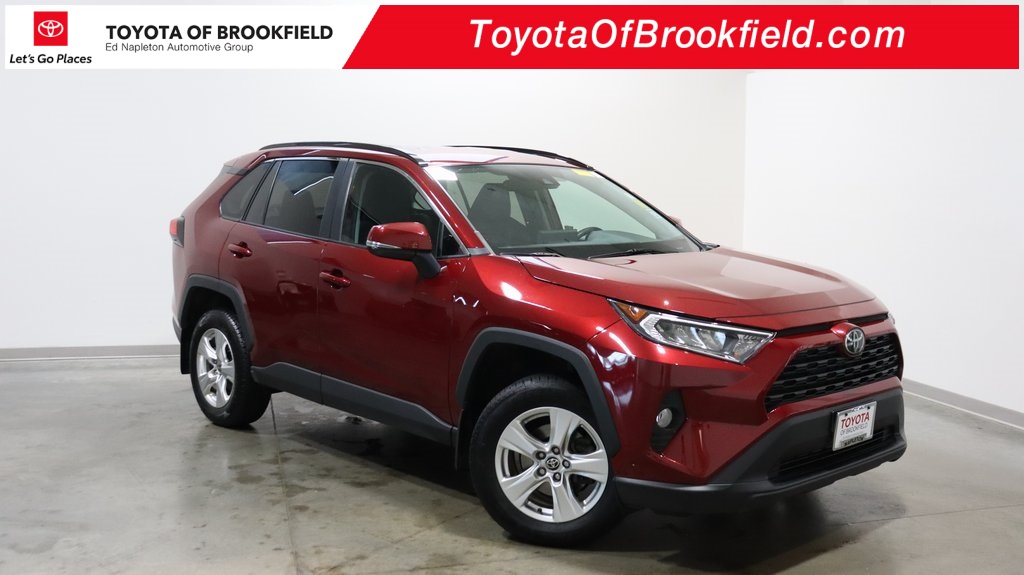 2021 Toyota RAV4 XLE 1