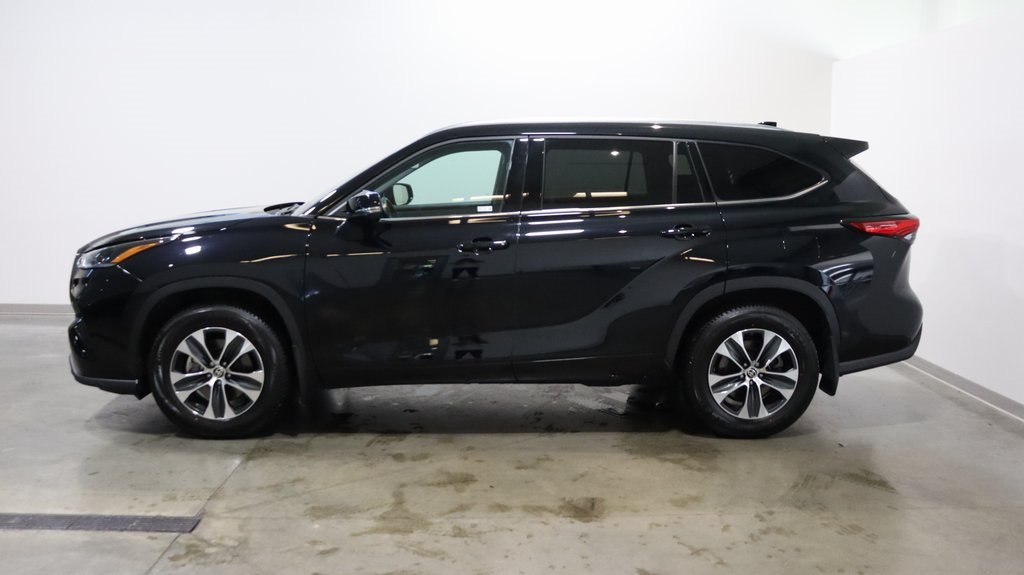 2021 Toyota Highlander XLE 4