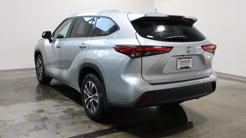 2021 Toyota Highlander XLE 5