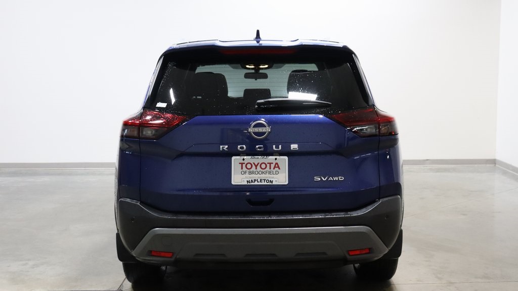 2023 Nissan Rogue SV 6