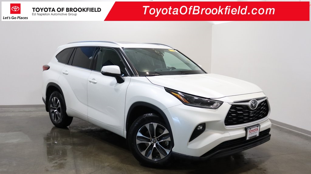 2021 Toyota Highlander XLE 1