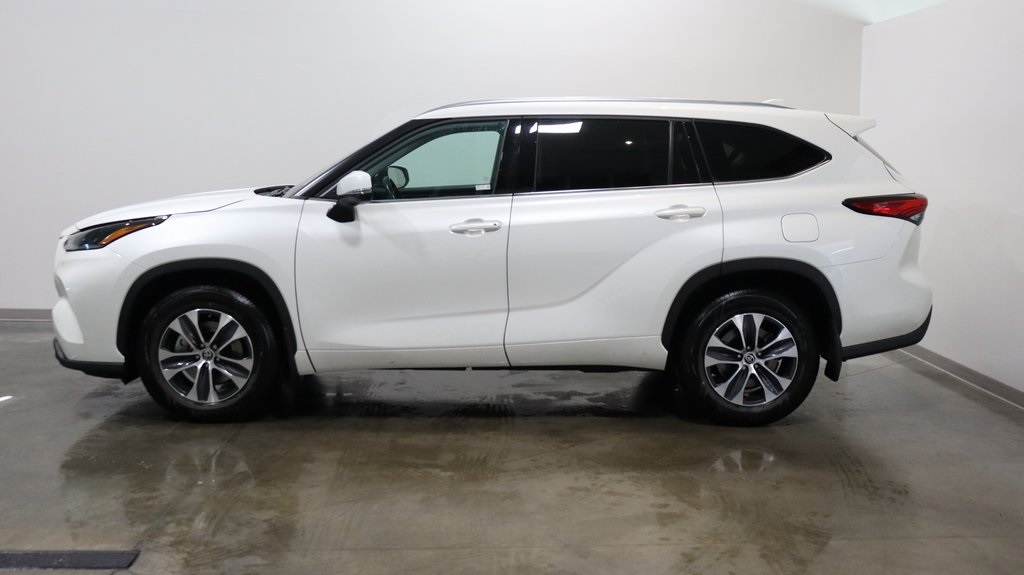 2021 Toyota Highlander XLE 4