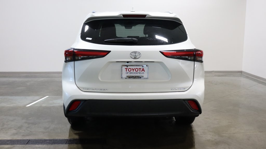 2021 Toyota Highlander XLE 6