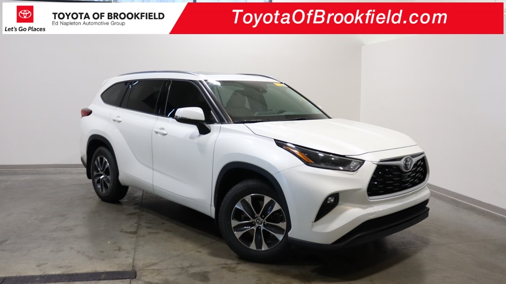 2021 Toyota Highlander XLE 1