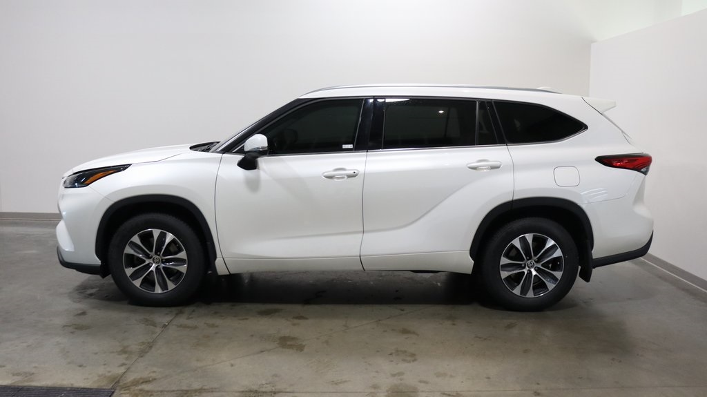 2021 Toyota Highlander XLE 4