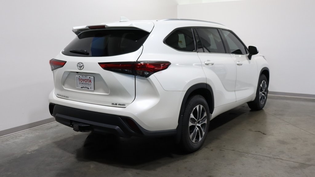 2021 Toyota Highlander XLE 7