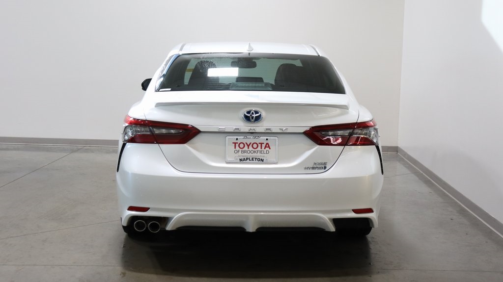 2021 Toyota Camry Hybrid XSE 6