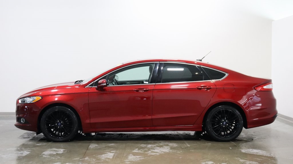 2016 Ford Fusion SE 4