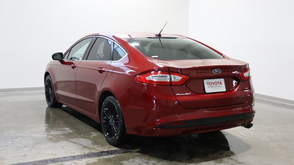 2016 Ford Fusion SE 5