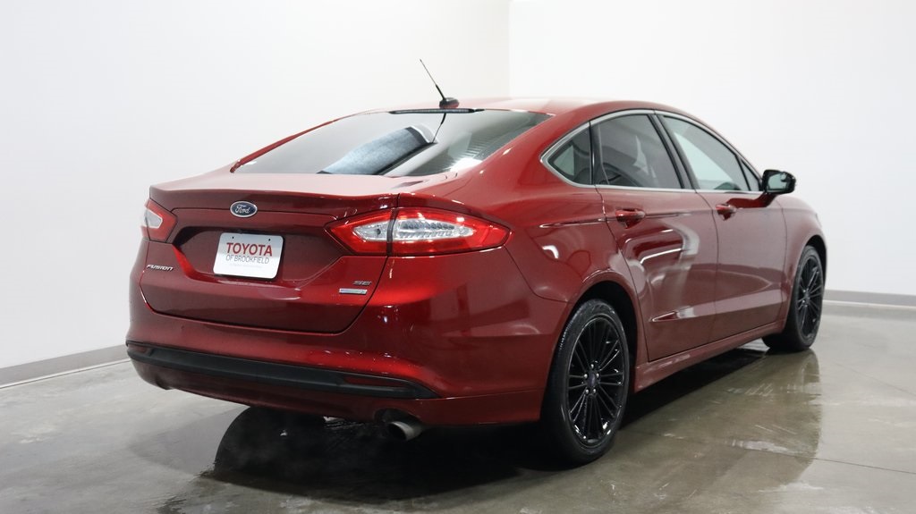 2016 Ford Fusion SE 7