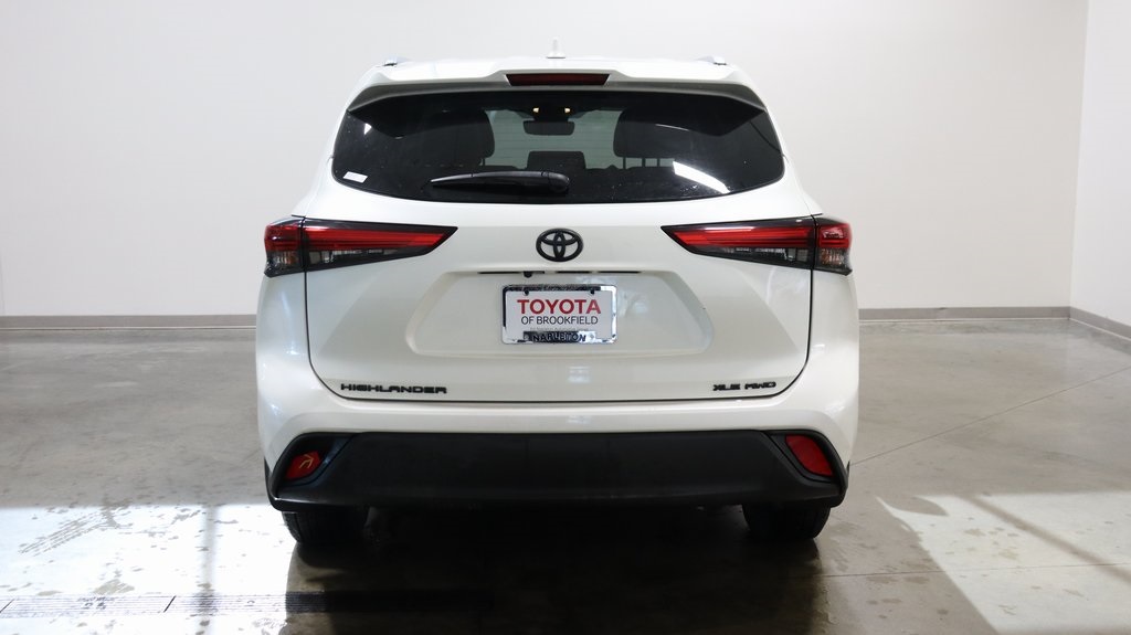 2021 Toyota Highlander XLE 6