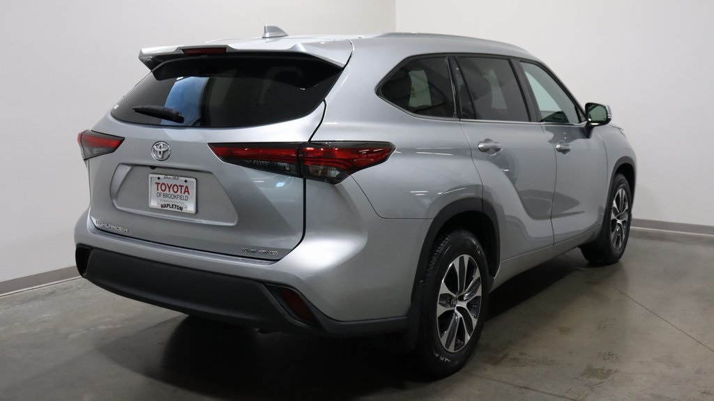 2021 Toyota Highlander XLE 7