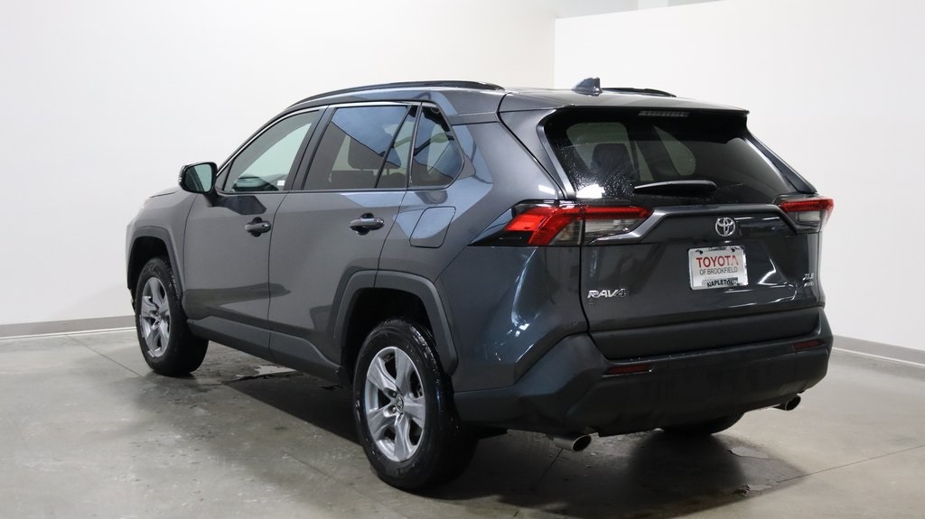 2022 Toyota RAV4 XLE 7