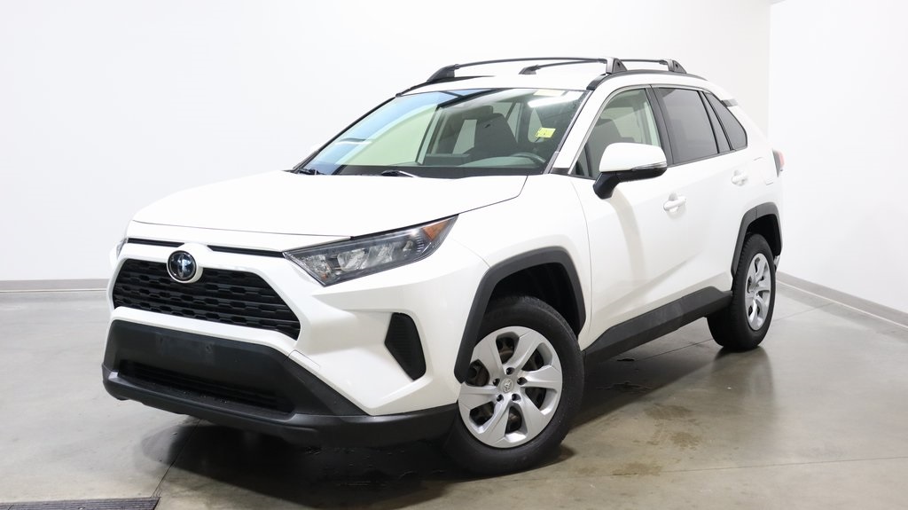 2019 Toyota RAV4 LE 3