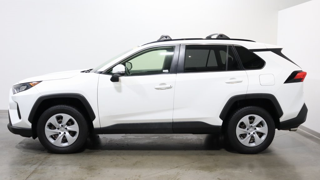 2019 Toyota RAV4 LE 4