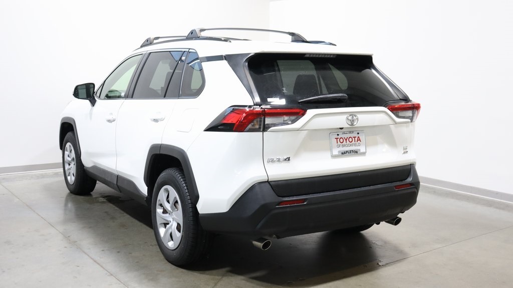 2019 Toyota RAV4 LE 5