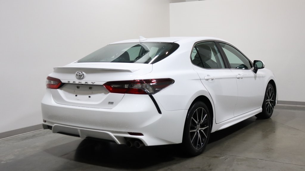 2023 Toyota Camry SE 7