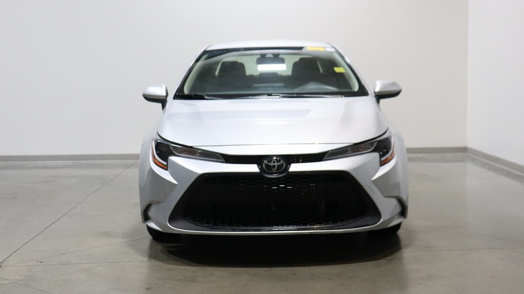 2022 Toyota Corolla LE 2