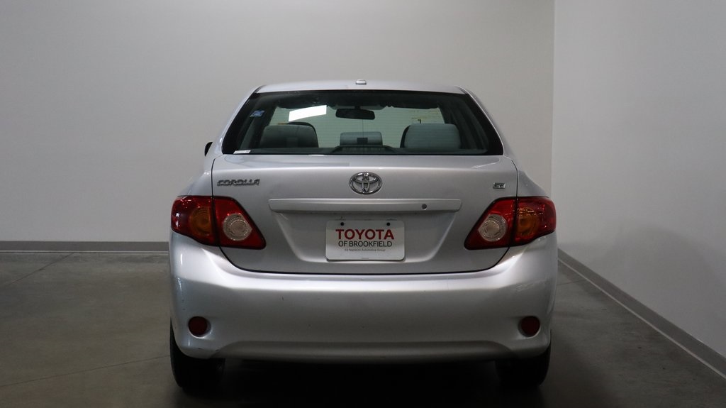 2010 Toyota Corolla LE 6
