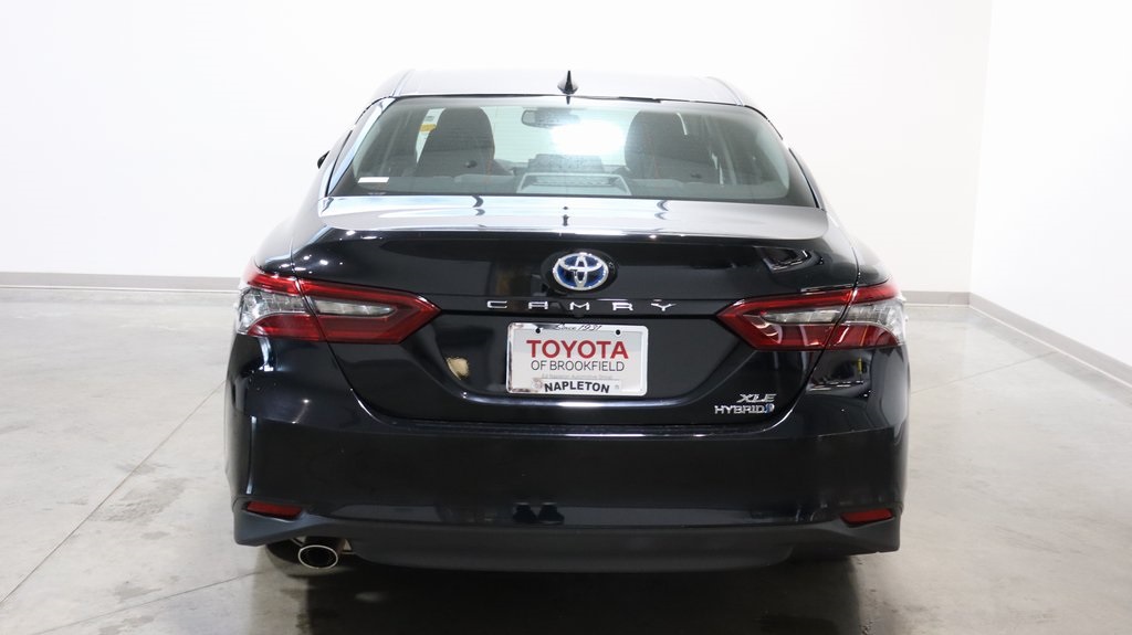 2021 Toyota Camry Hybrid XLE 6