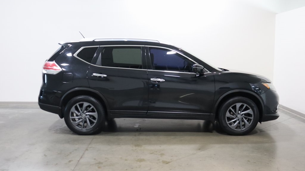 2016 Nissan Rogue SL 8