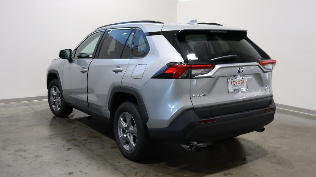 2022 Toyota RAV4 Hybrid XLE 5