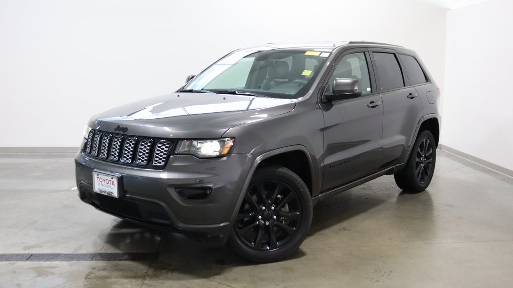 2021 Jeep Grand Cherokee Laredo X 3