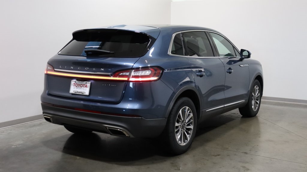 2019 Lincoln Nautilus Select 7