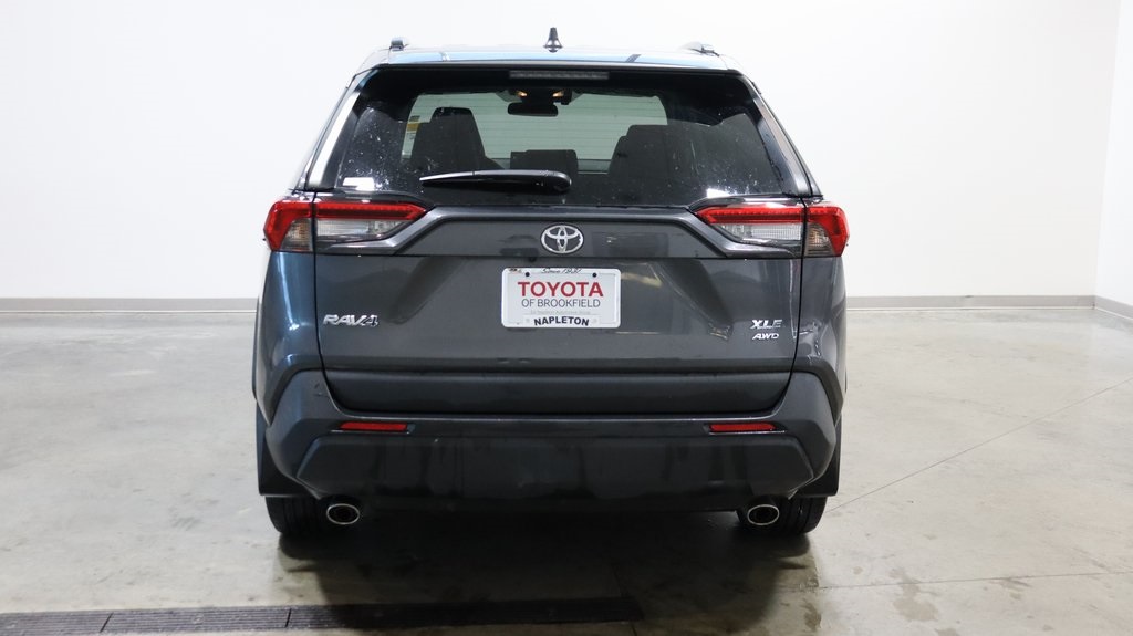 2021 Toyota RAV4 XLE Premium 6